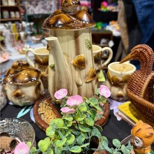 Vintage Mushroom Ceramic Tea Set - Brown & Cream